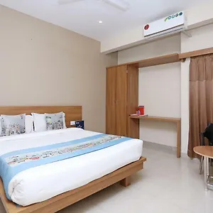 Hotel Oyo 6447 Samasth And, Mysore